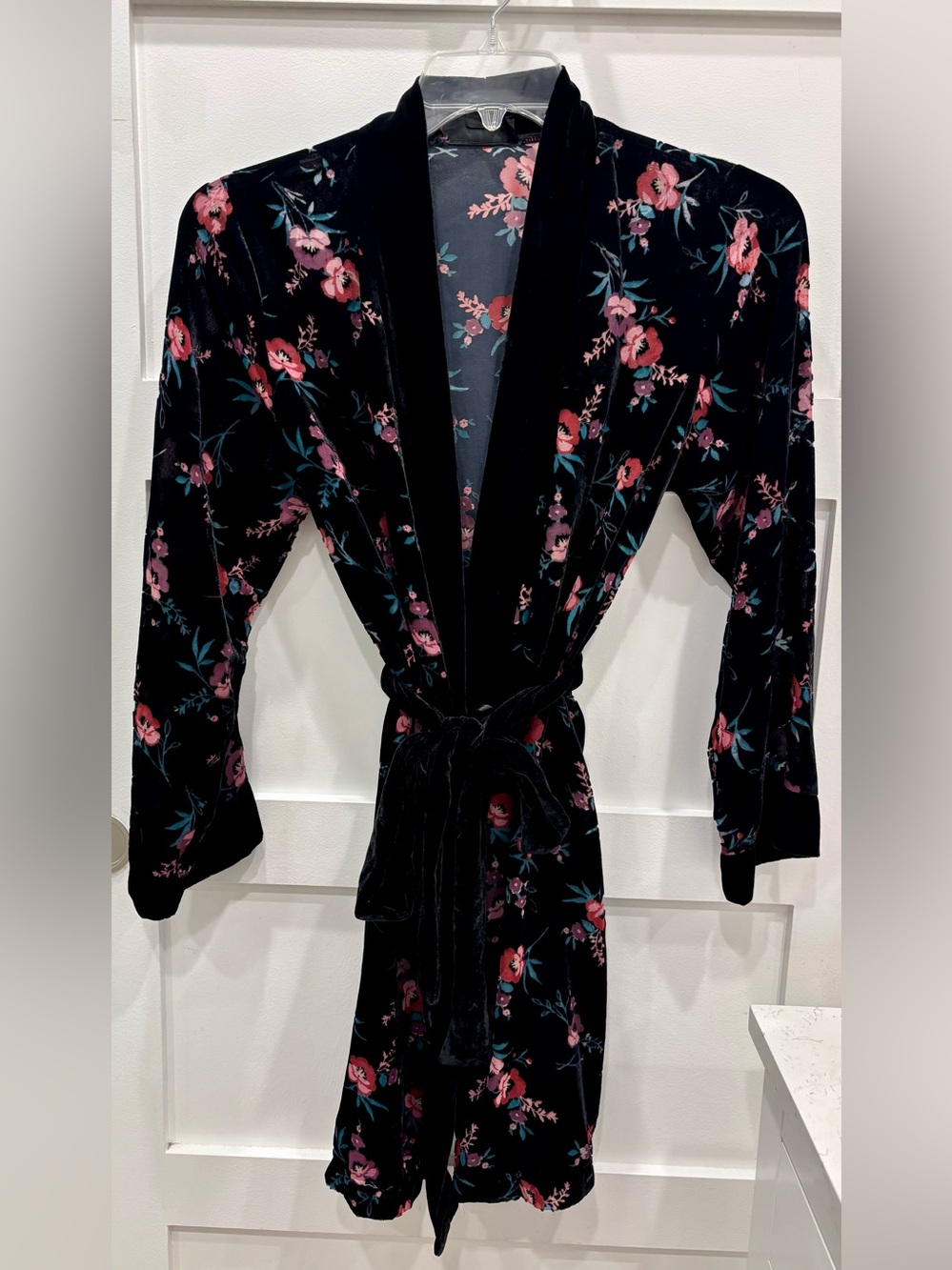 INC International Concepts Burn Out Black Velvet Floral Wrap Robe Whimsigoth